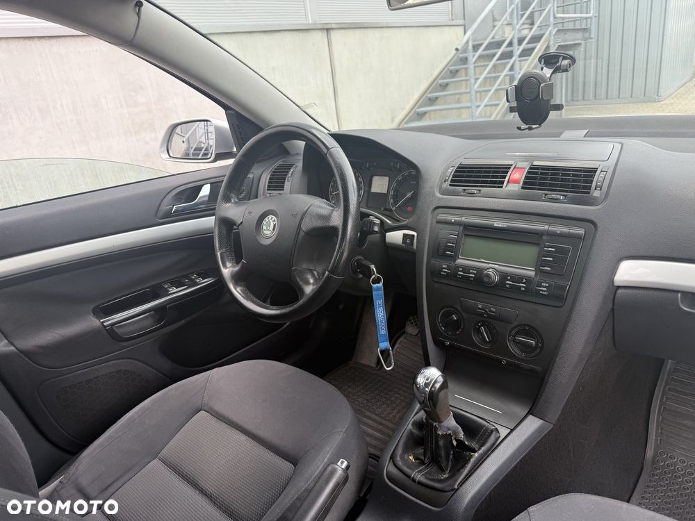 Skoda Octavia - 5