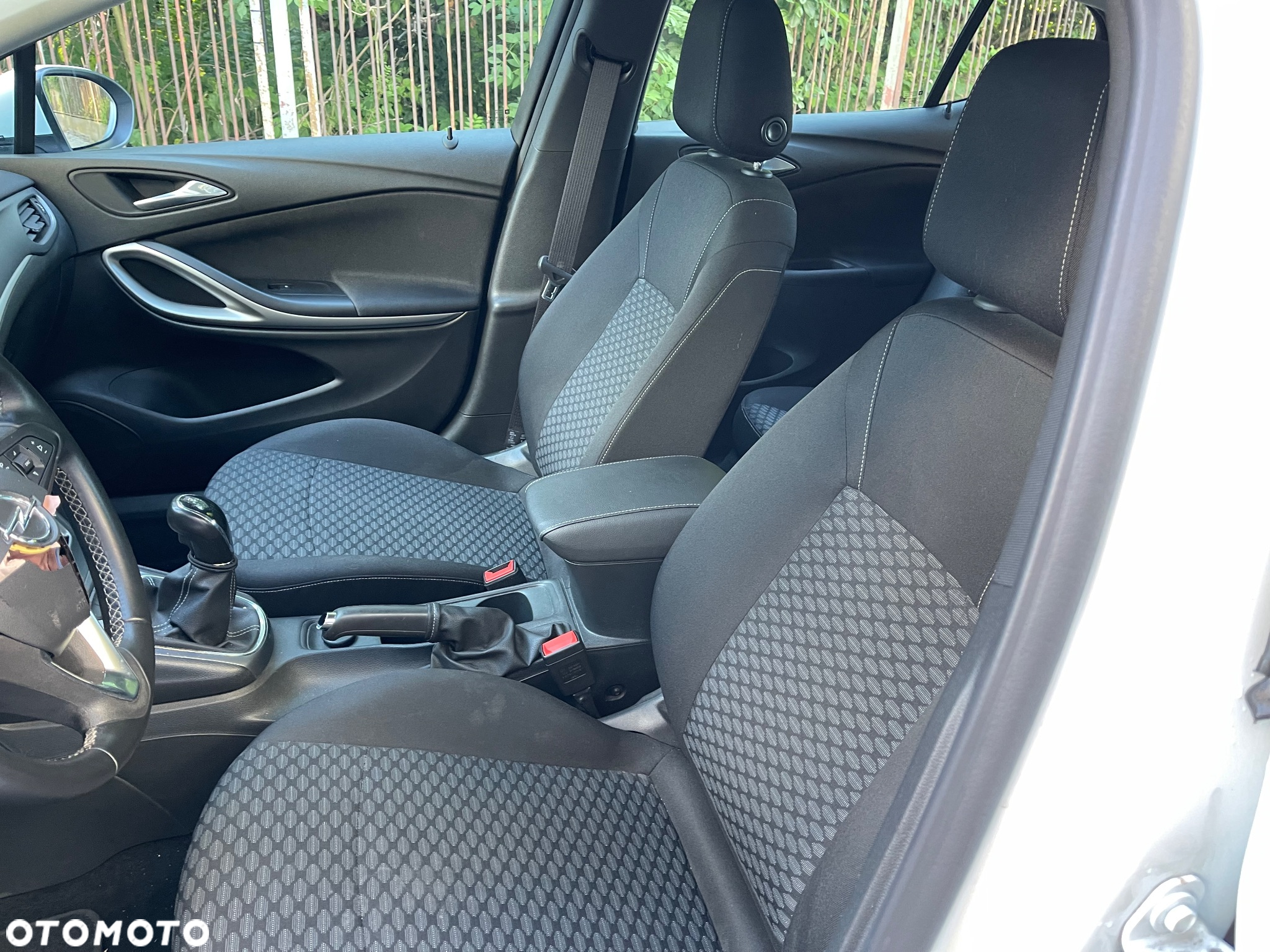 Opel Astra 1.5 D Start/Stop Business Edition - 18