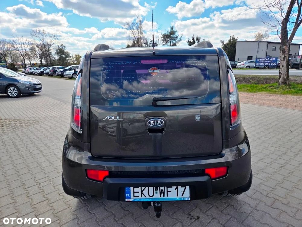 Kia Soul 1.6 M - 11