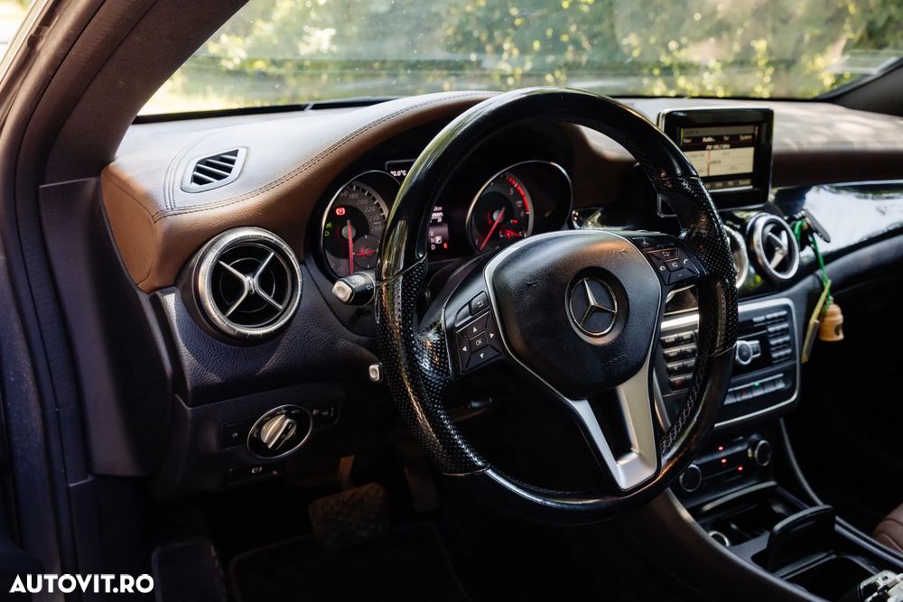 Mercedes-Benz CLA 220 - 15