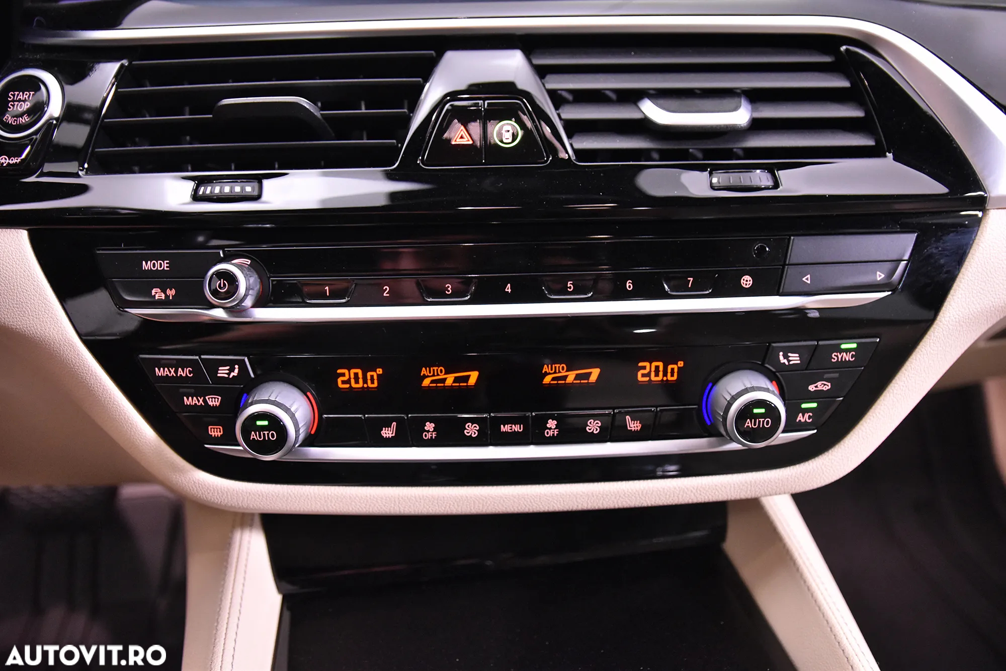 BMW Seria 5 520i Touring Aut. - 18