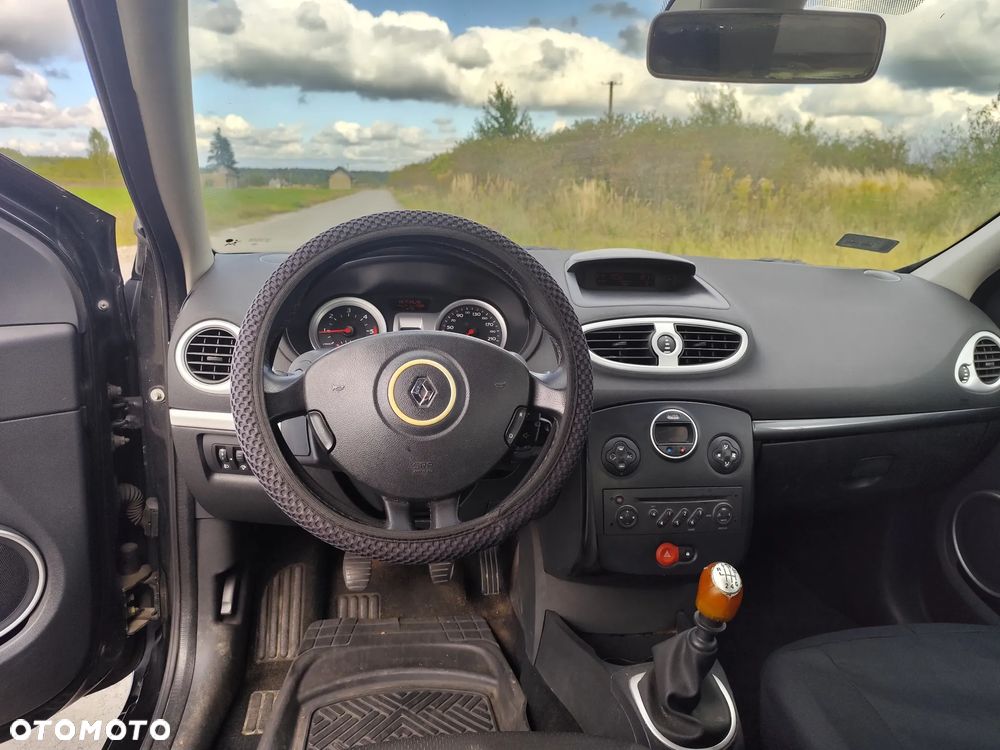 Renault Clio 1.5 dCi Dynamique - 10
