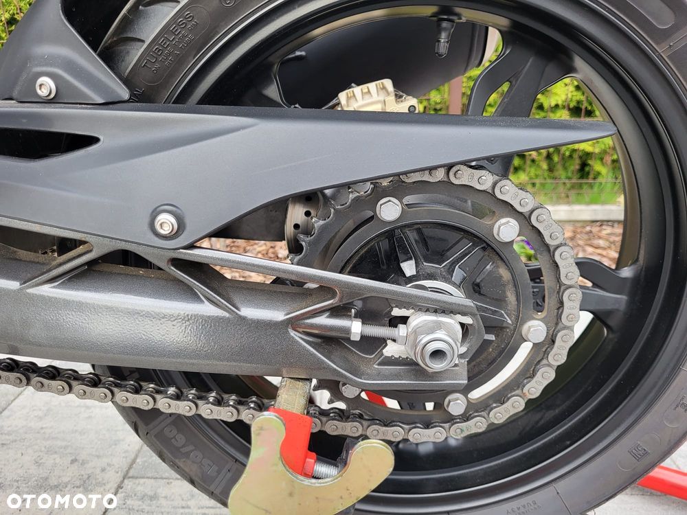 BMW G - 23