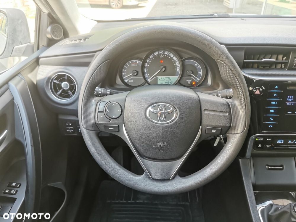 Toyota Auris 1.33 VVT-i Active - 13