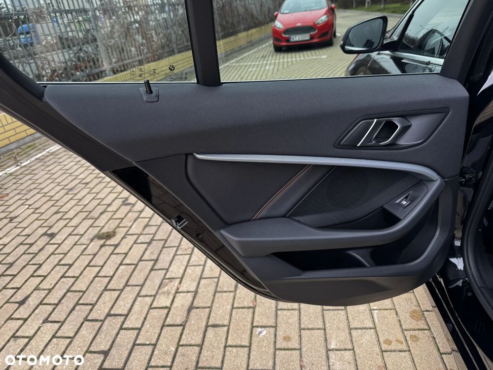 BMW Seria 1 118i Sport Line - 29