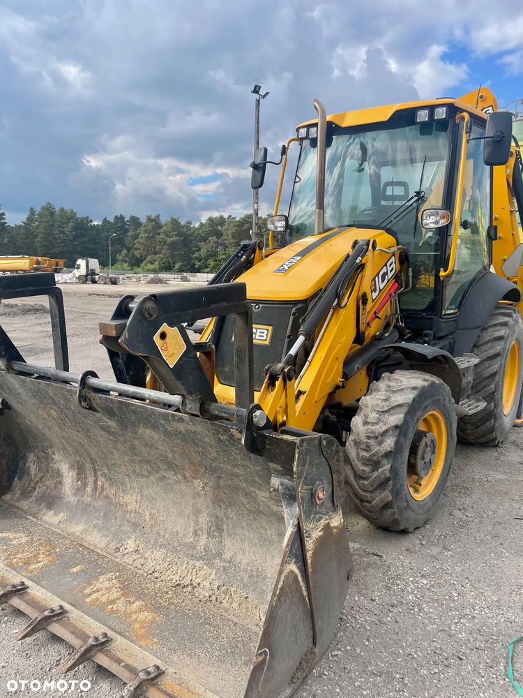 JCB 3CX PLUS - 1