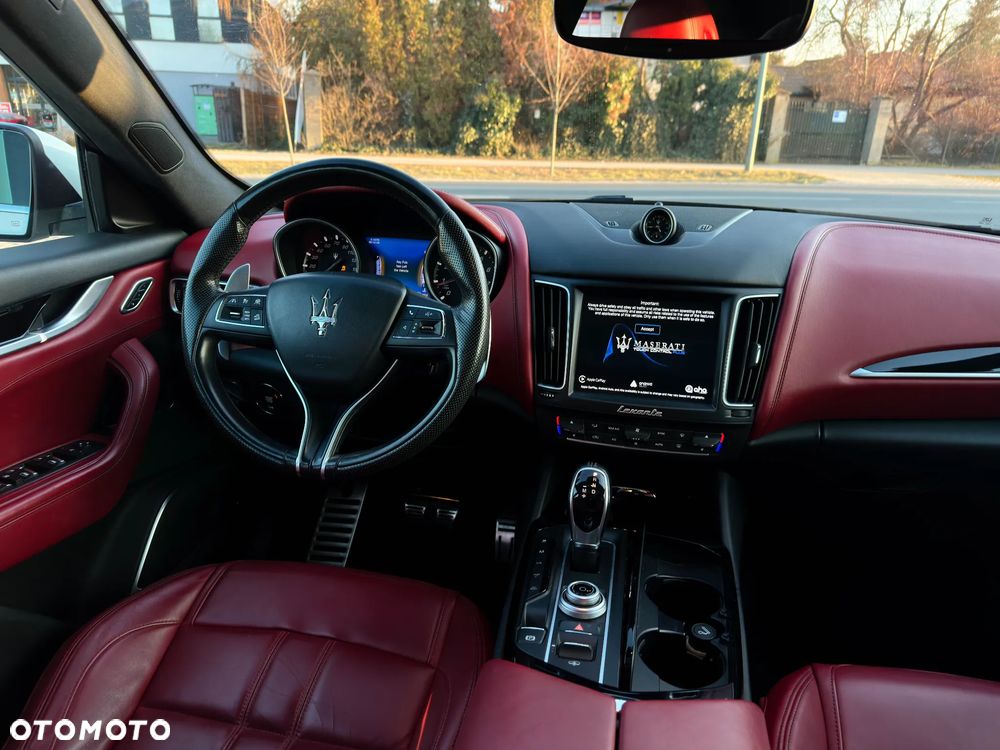 Maserati Levante Q4 GranSport - 14