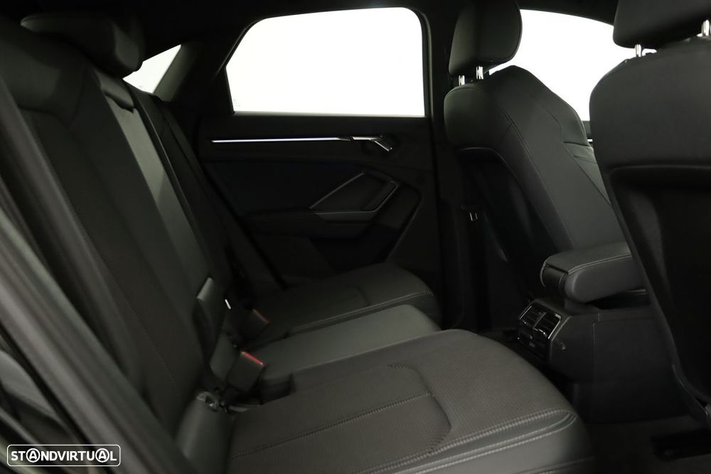 Audi Q3 Sportback 45 TFSIe S line S tronic - 23