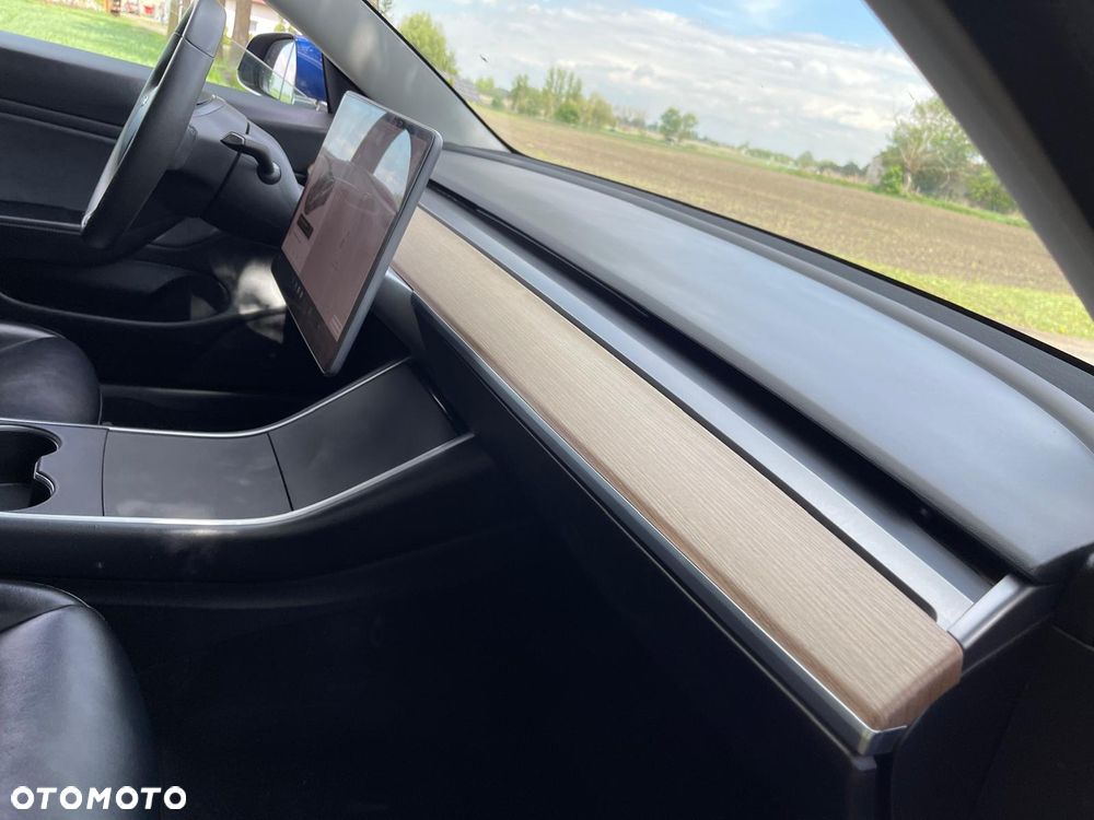 Tesla Model 3 Premium Langstreckenbatterie AWD Dual Motor - 23