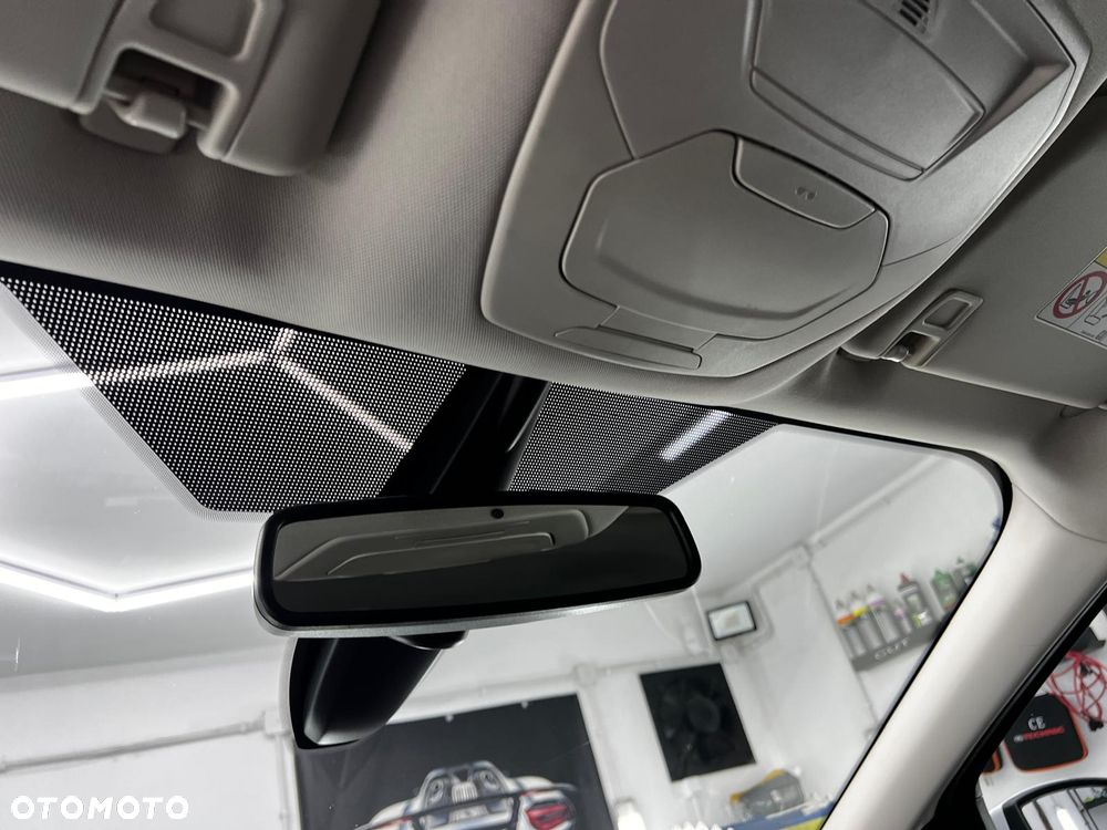 Ford Kuga - 30