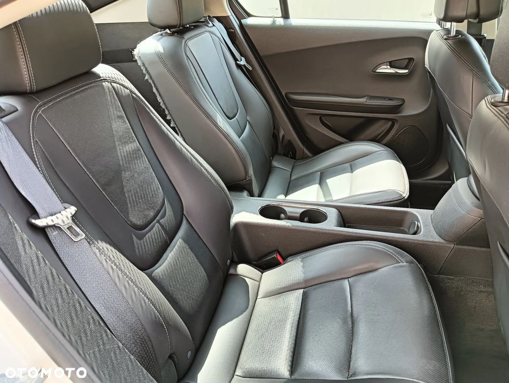 Opel Ampera - 13