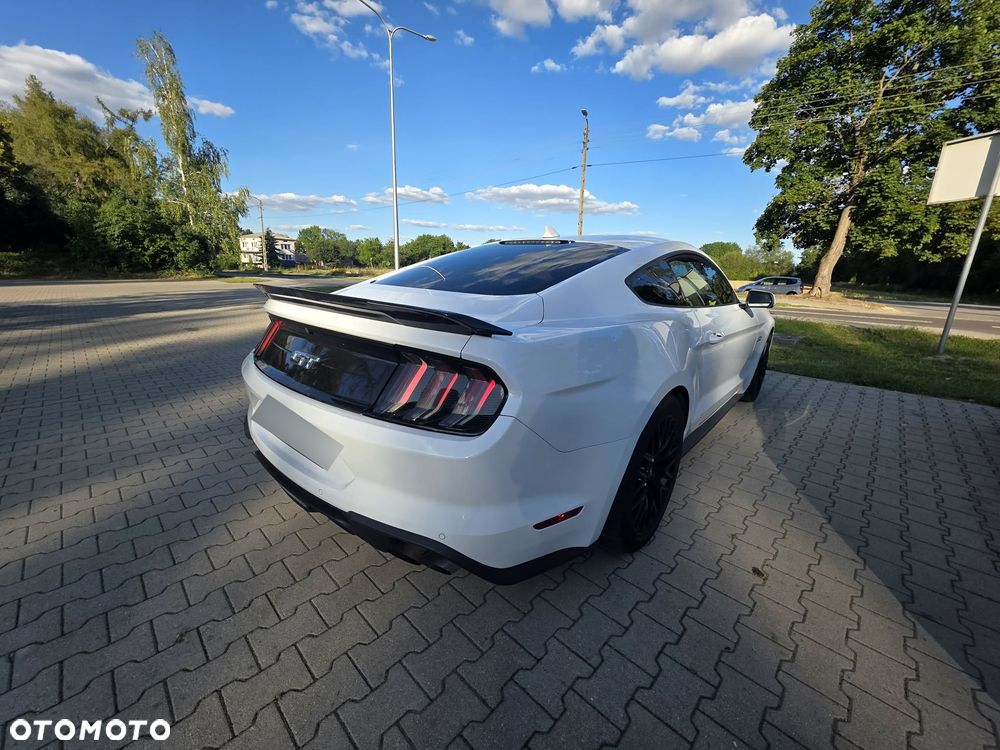 Ford Mustang - 3