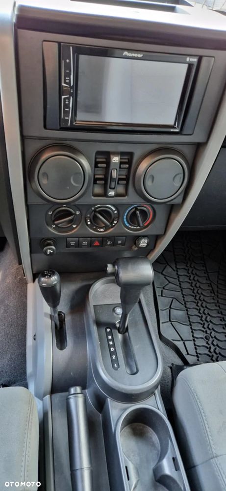 Jeep Wrangler Unlimited 2.8 CRD Rubicon - 16