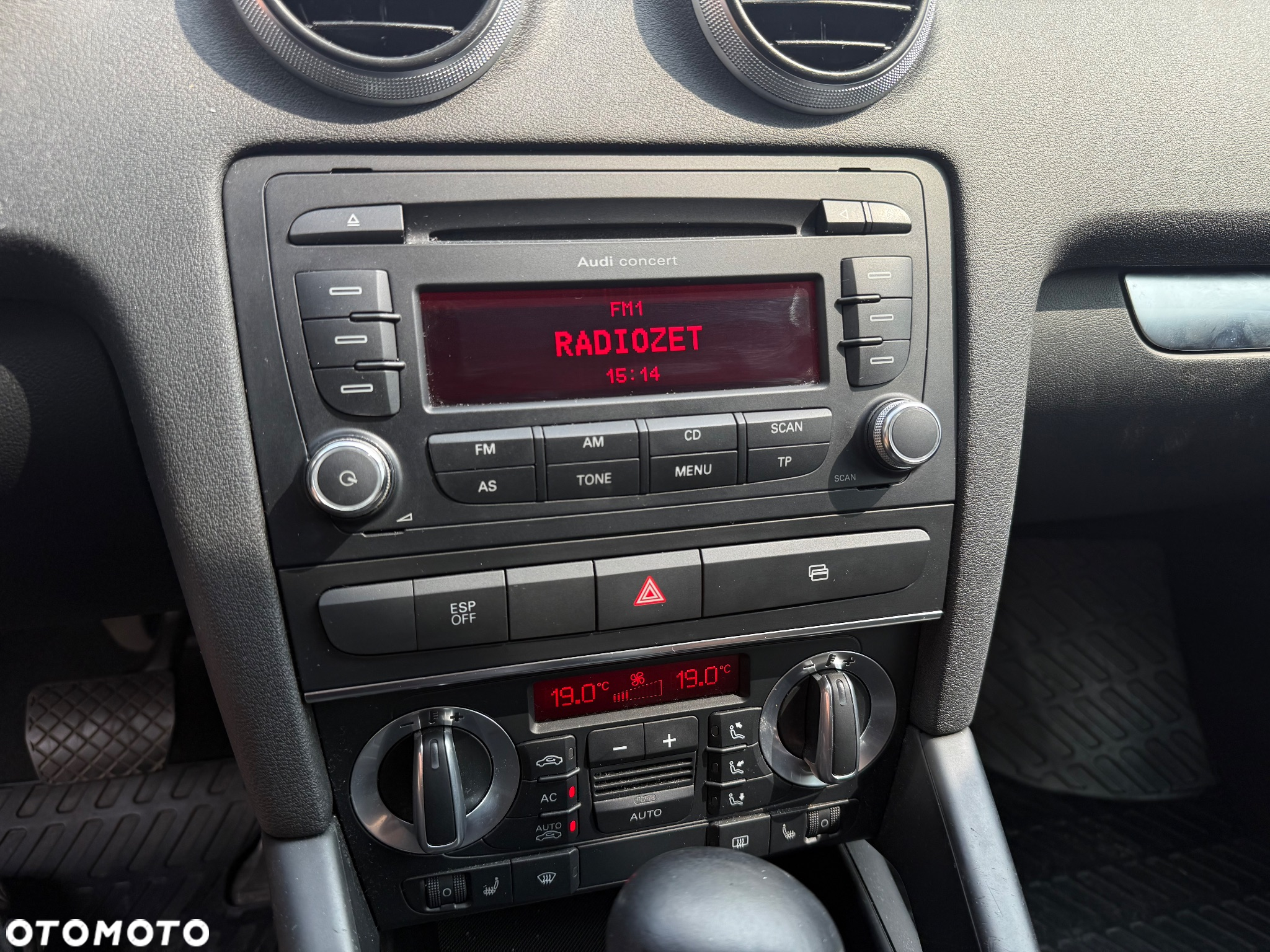 Audi A3 1.6 Attraction Tiptr - 22