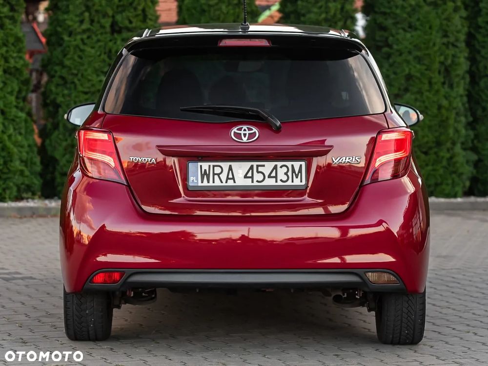 Toyota Yaris 1.33 Selection Platinum - 11
