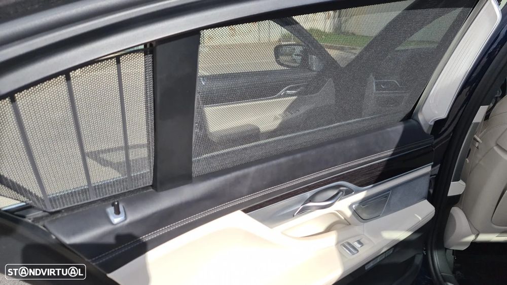 BMW 740 Ld xDrive - 11