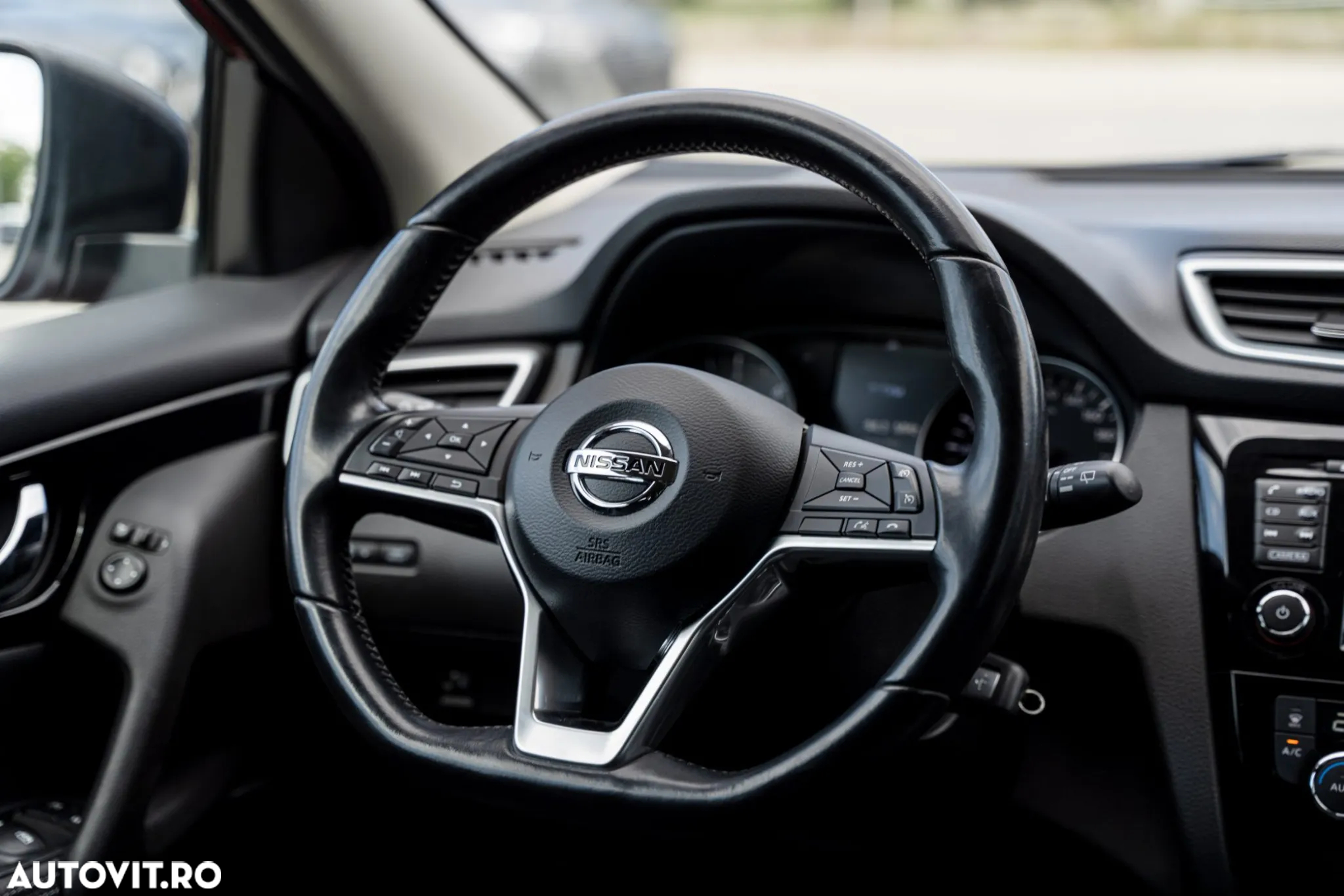 Nissan Qashqai 1.5 DCI TEKNA - 17