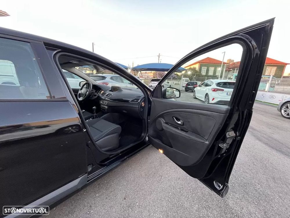 Renault Mégane 1.5 dCi Comfort SS - 26