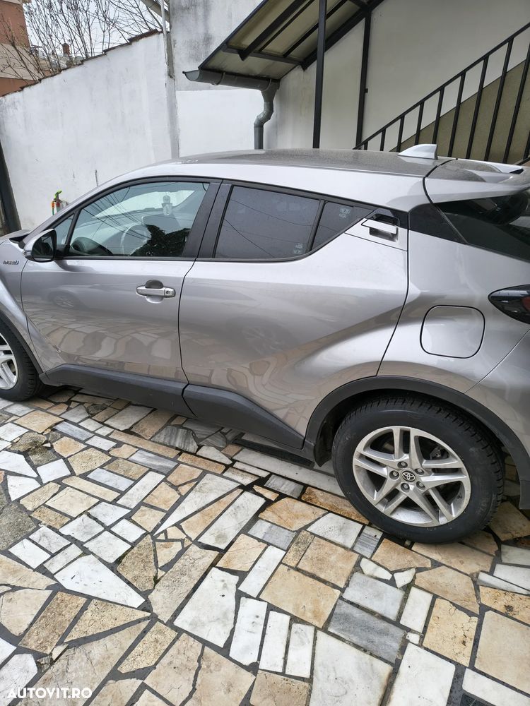 Toyota C-HR 1.8 HSD 4x2 CVT C-lassy LED - 2