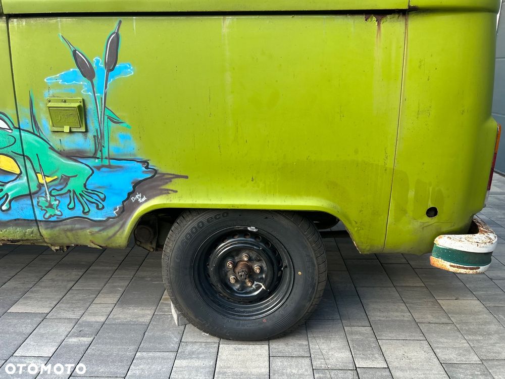 Volkswagen Transporter - 33