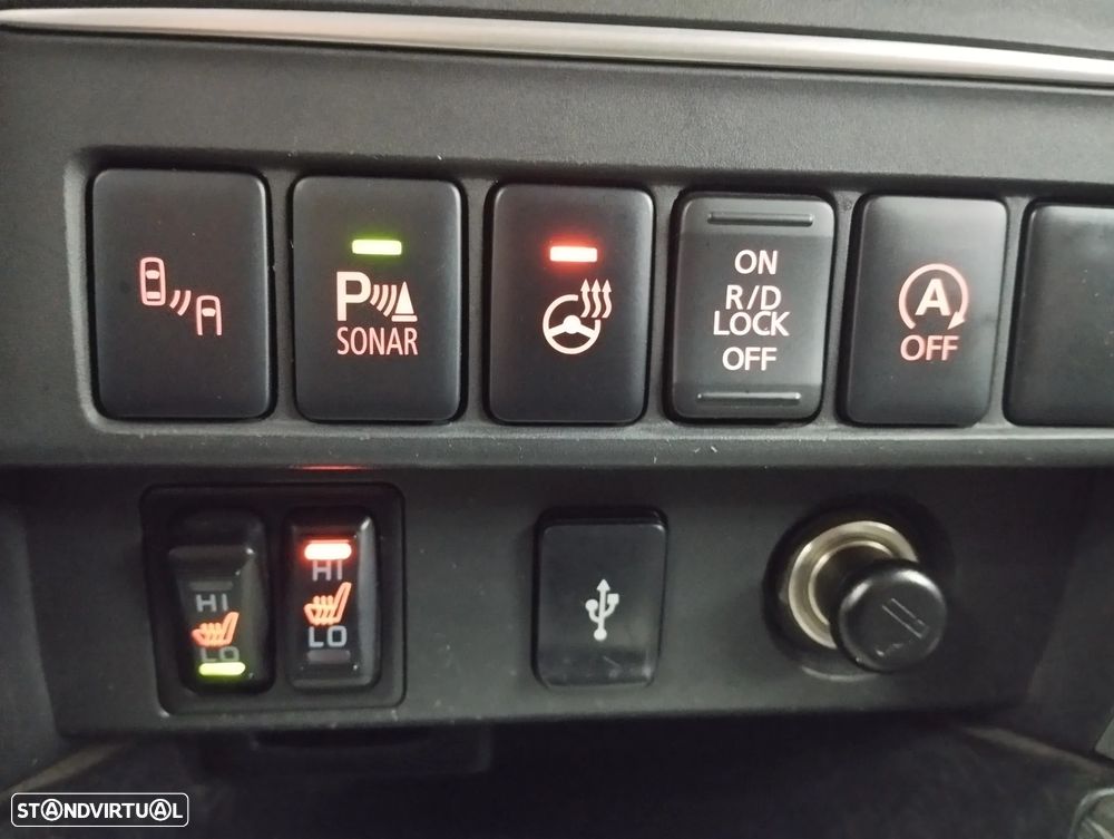 Mitsubishi L200 2.3 DI-D Strakar CD Intense AT 4WD - 35