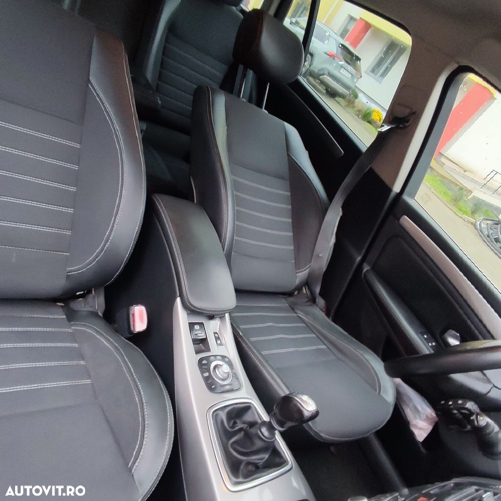 Renault Laguna 2.0dCi Initiale - 3