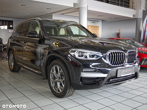 BMW X3 xDrive30i GPF Luxury Line