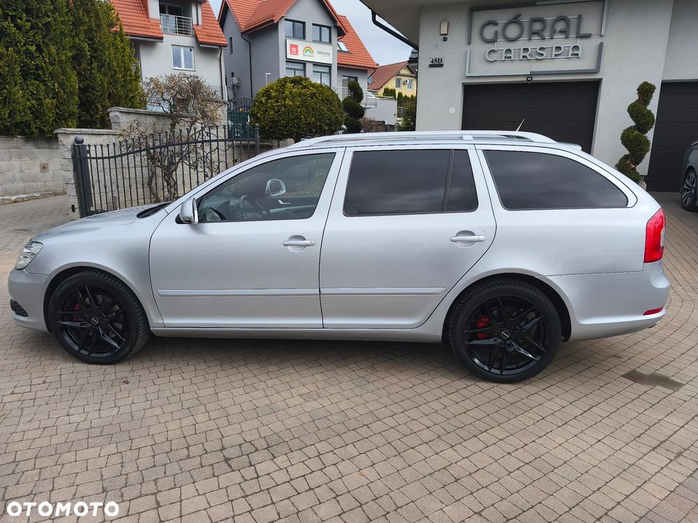 Skoda Octavia 2.0 TDI DPF RS - 4