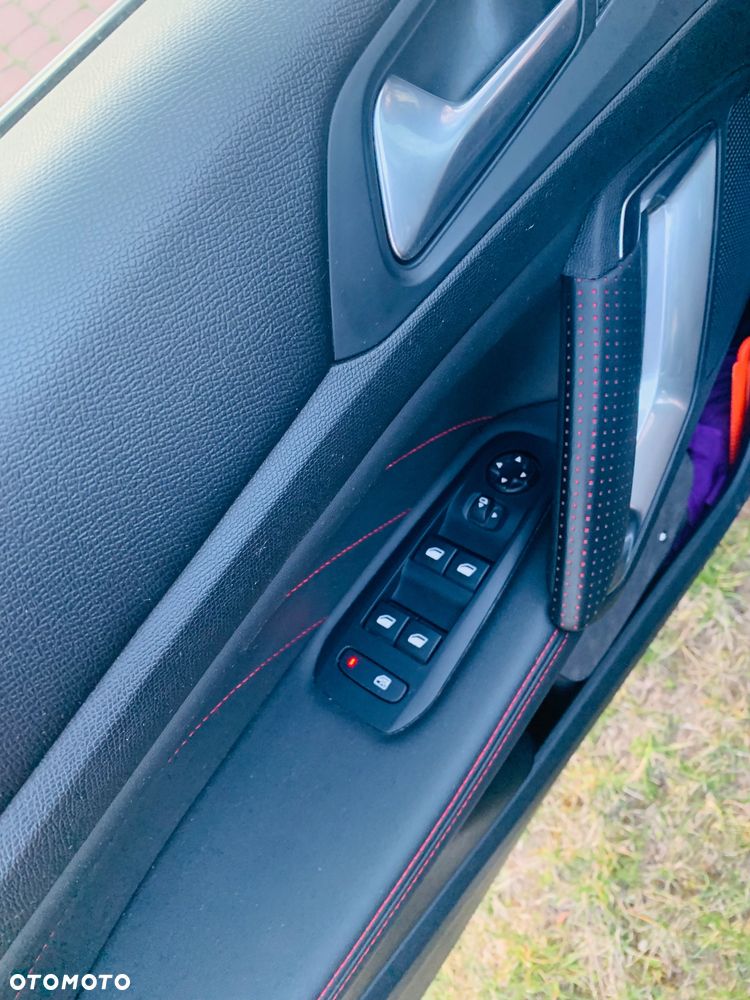 Peugeot 308 1.2 PureTech GPF GT Pack S&S - 10