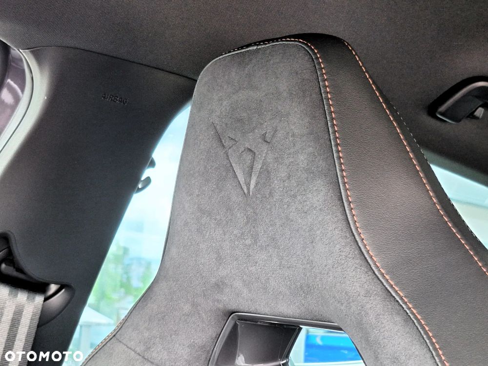 Cupra Formentor 1.5 eTSI mHEV DSG - 35