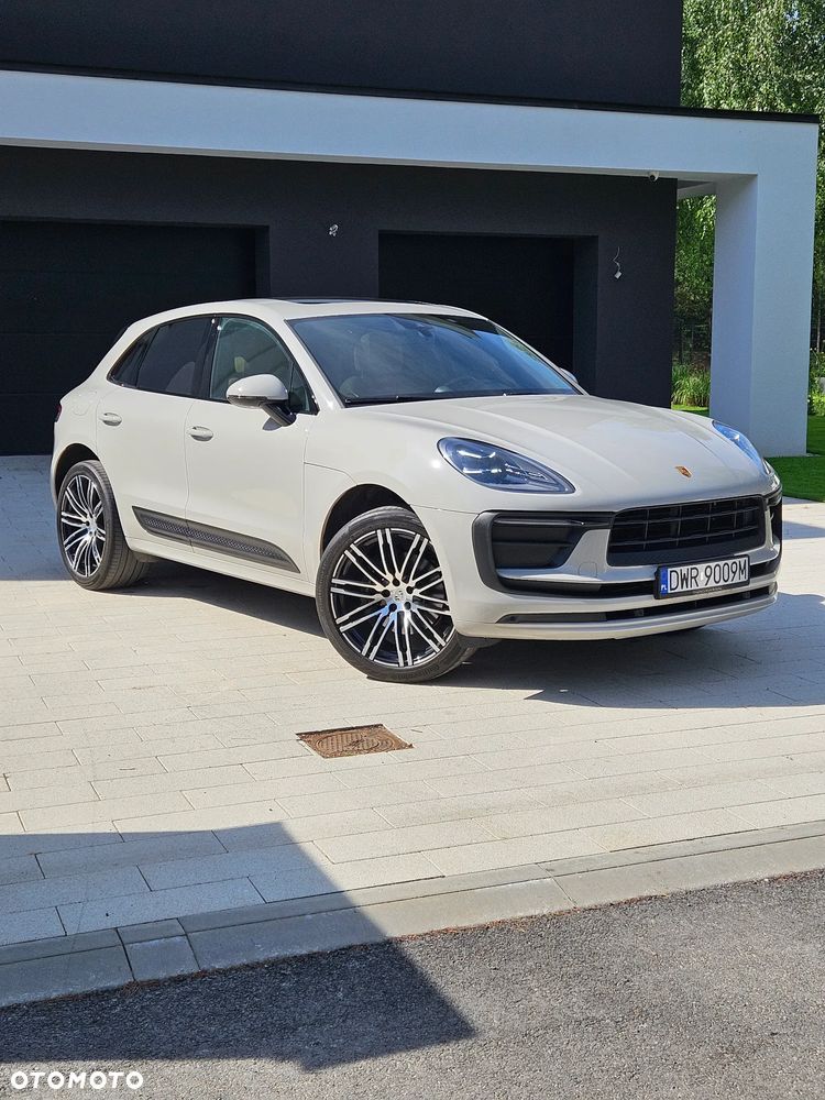Porsche Macan Standard - 2