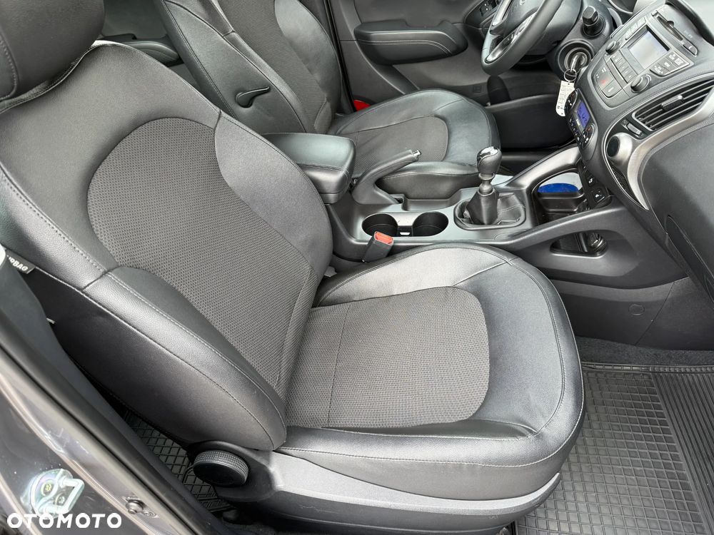 Hyundai ix35 - 22