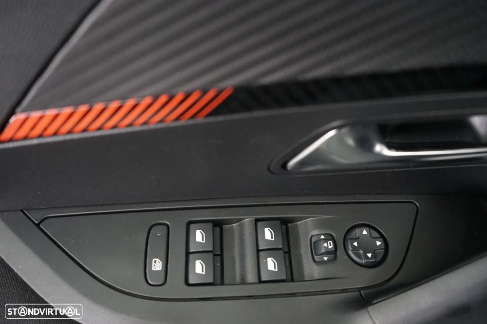 Peugeot 2008 1.2 PureTech Active - 20