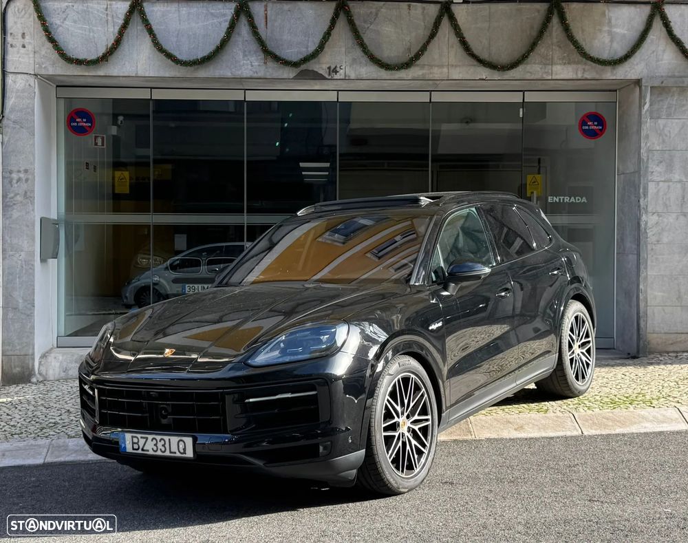 Porsche Cayenne E-Hybrid - 1