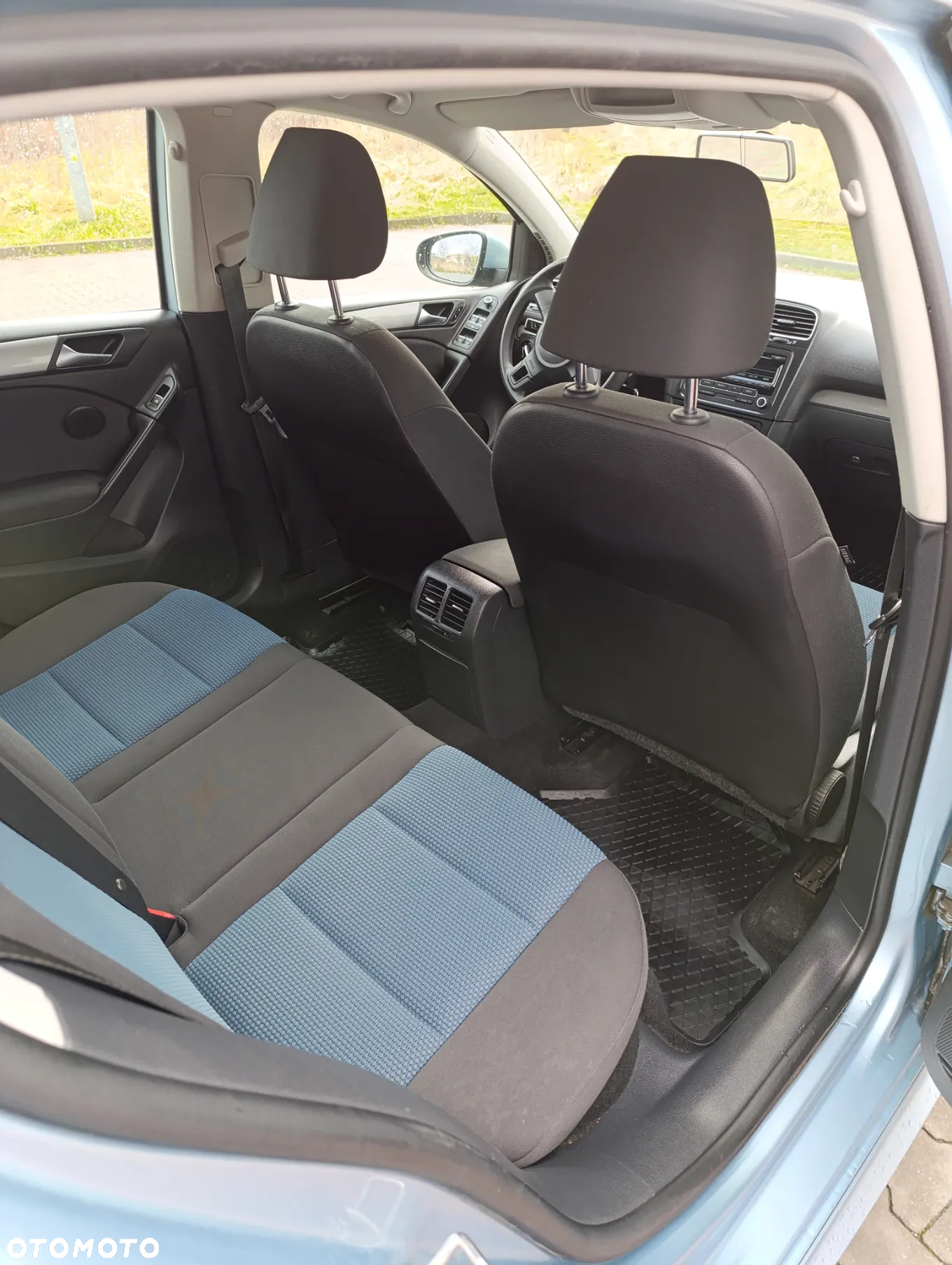 Volkswagen Golf 1.6 TDI BlueMotion Technology Comfortline - 6