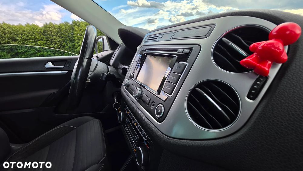 Volkswagen Tiguan 2.0 TDI DPF BlueMotion Technology Cup Sport & Style - 22
