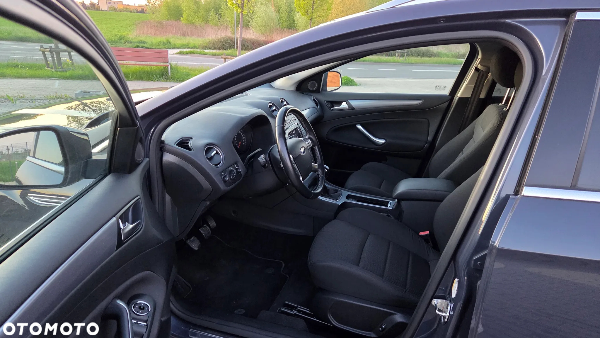 Ford Mondeo 2.0 TDCi Titanium - 20