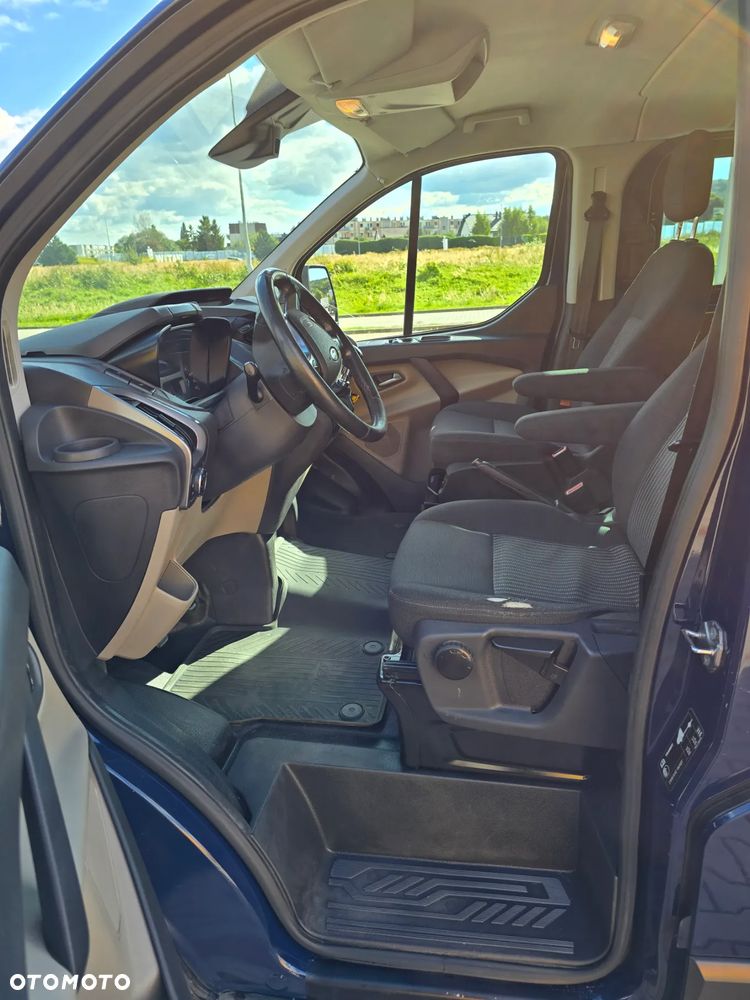 Ford Transit Custom - 9