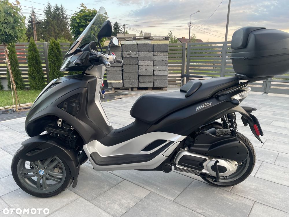 Piaggio MP-3 - 24