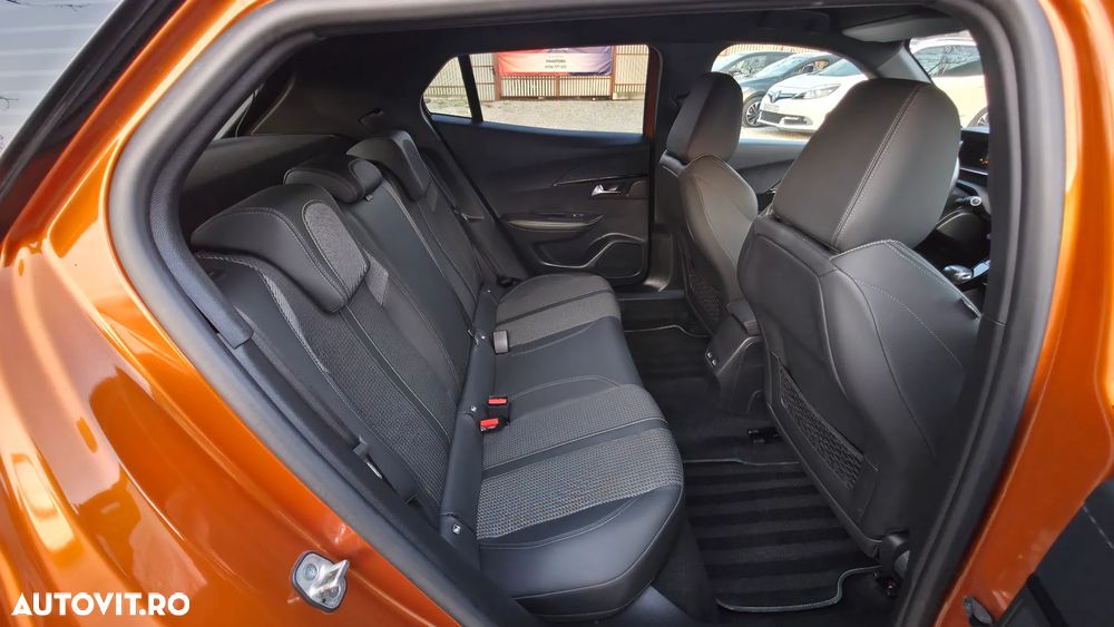 Peugeot 2008 PureTech 130 Stop&Start GT-Line Edition - 21