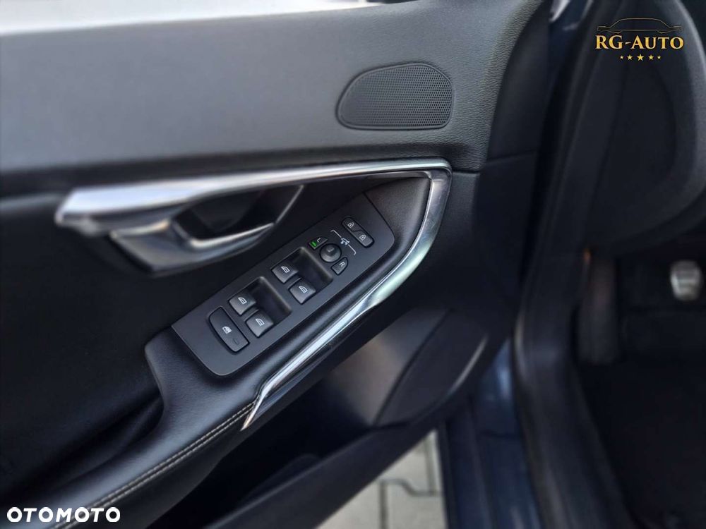 Volvo V40 - 28