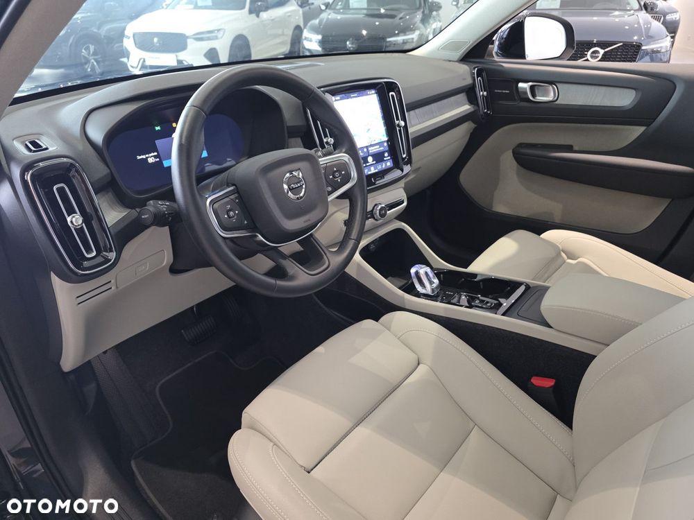 Volvo XC 40 - 29
