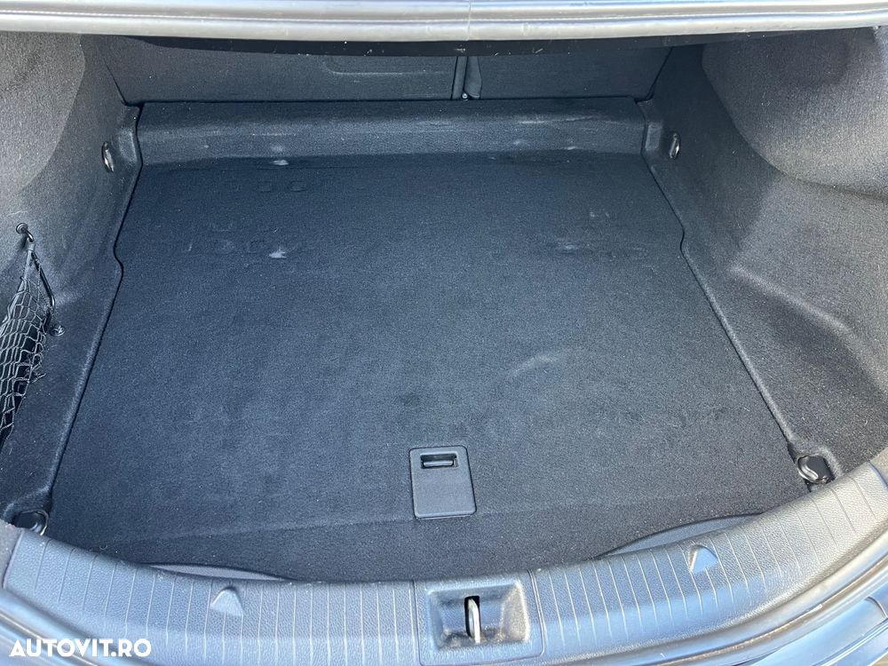 Mercedes-Benz CLA - 14