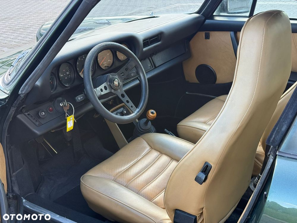 Porsche 911 - 13