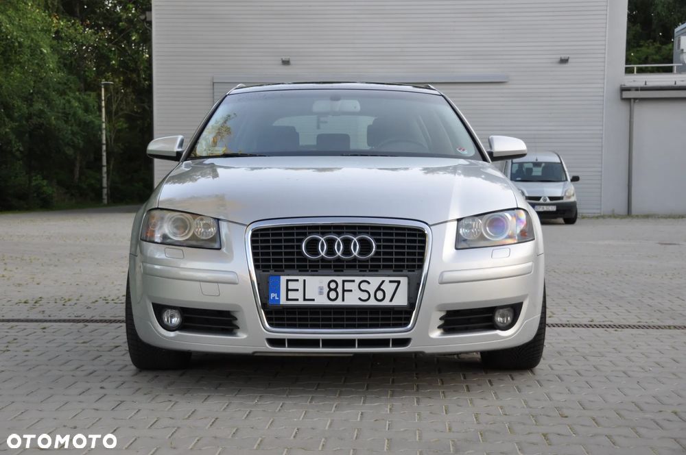 Audi A3 2.0 TFSI S line Sportpaket - 4