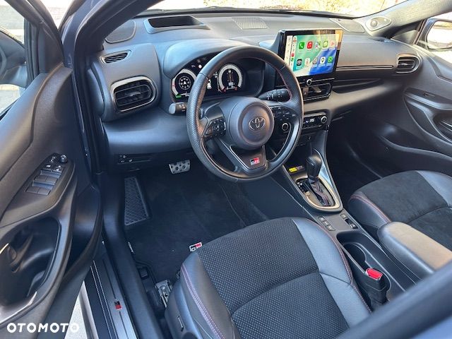 Toyota Yaris 130 1.5 VVT-i GR SPORT - 18