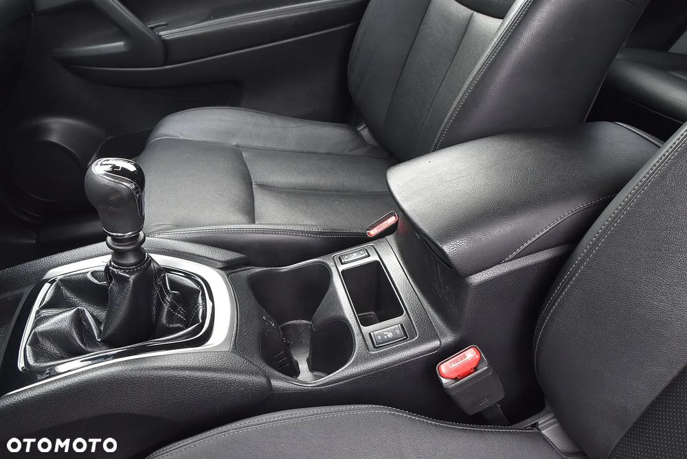 Nissan X-Trail - 38