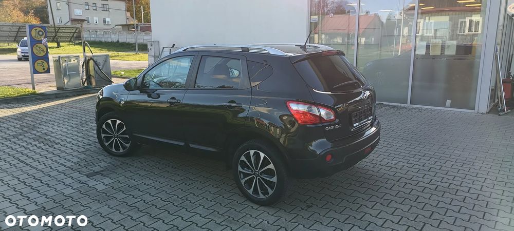 Nissan Qashqai 2.0 dCi 4x4 Tekna - 21