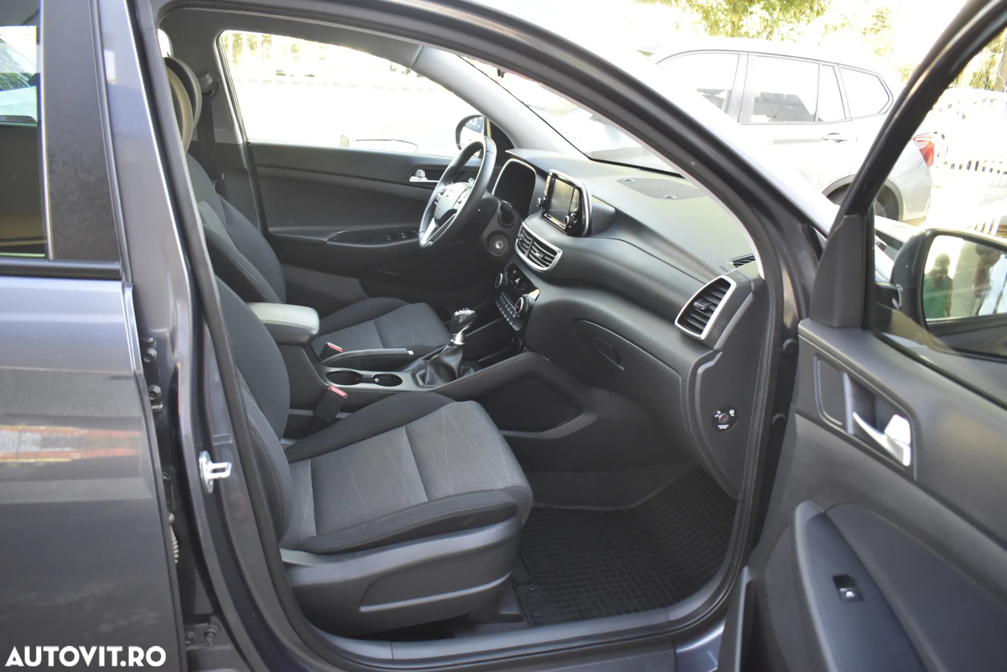 Hyundai Tucson 1.6 GDI 2WD 6MT ISG Style - 40