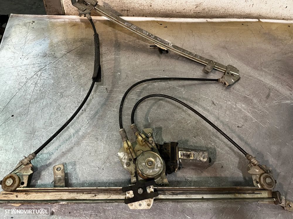 ELVADOR DO VIDRO RENAULT MEGANE II - 03-08 - FRENTE ESQUERDO - 3